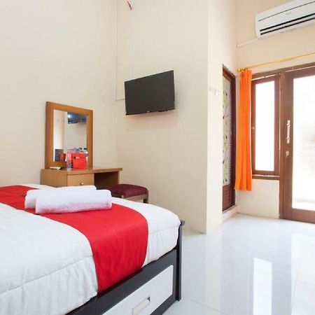 Reddoorz Syariah Near Untag Banyuwangi Hotel Бануванги Екстериор снимка